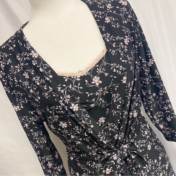 Rene Rofe Sleepwear Set Black & Pink Floral Slip & Robe - Picture 2 of 10